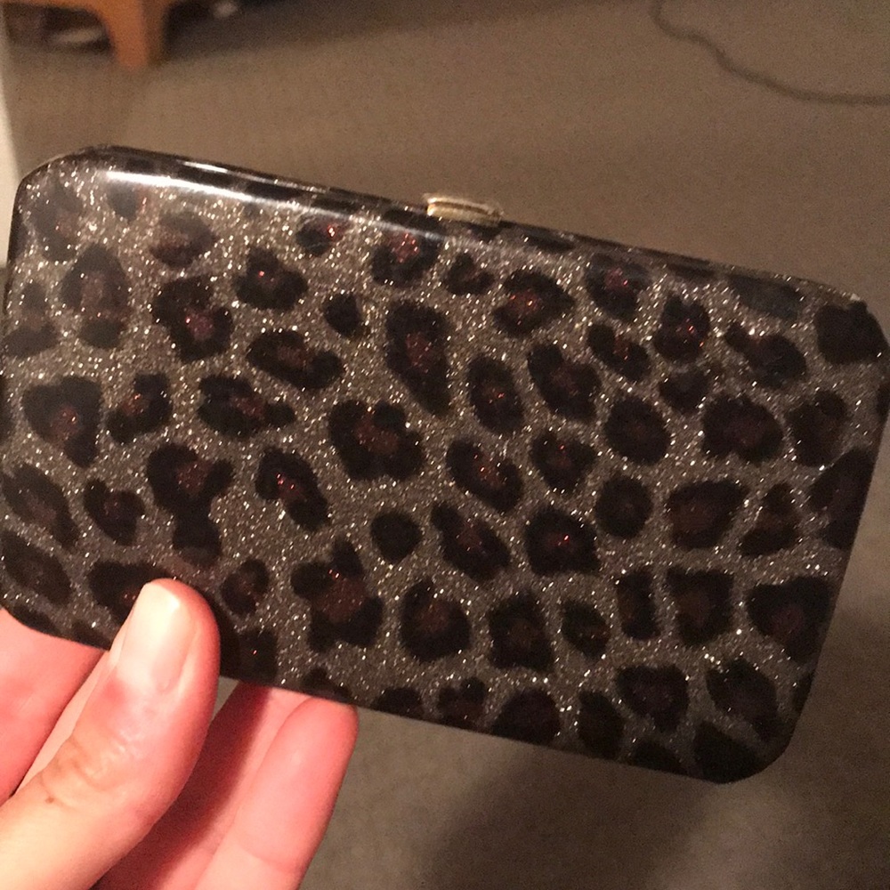 Leopard card case